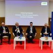 Uczestnicy debaty wskazywali, że kolej musi się modernizować dwutorowo – prowadząc naprawy zaniedban