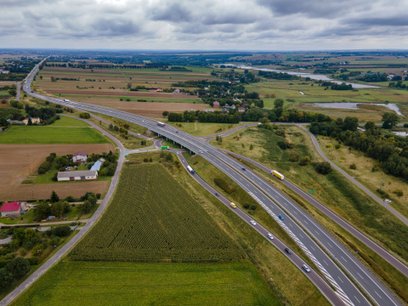 Trwa budowa drogi ekspresowej, która połączy Warszawę z granicą Ukrainy