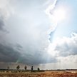 Polska podzielona pogodowo. W części kraju upały do 31 stopni i burze z gradem