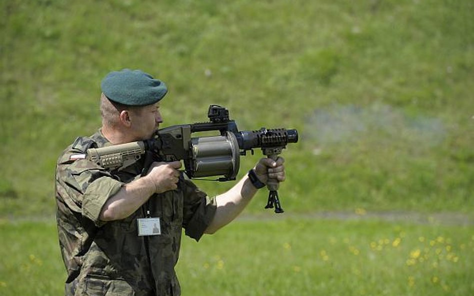 Karabiny maszynowe obronią Zakłady Mechaniczne Tarnów