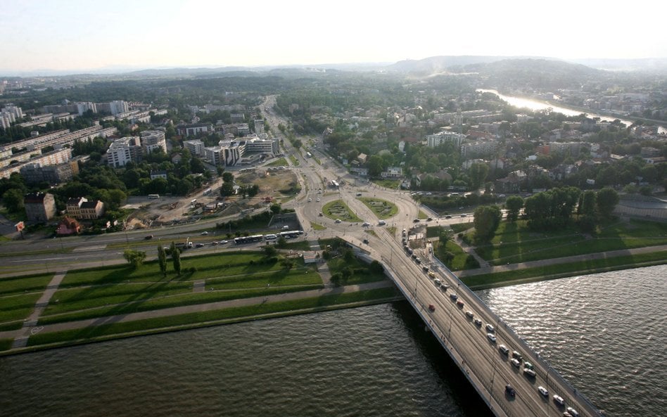 ULC zwraca uwagę na przypadki odpłatnych lotów wykonywanych bez wymaganego certyfikatu przewoźnika l