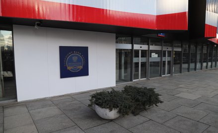 Polska gospodarka „w sam raz”. NBP pokazuje optymistyczny scenariusz do 2027 r.