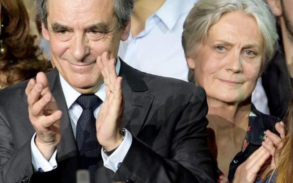 Walijka Penelope Fillon od 30 lat jest w cieniu męża. Nieźle na tym zarabia.