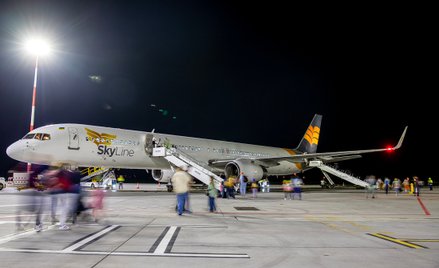 Boeing 757-300 zabrał na pokład 280 pasażerów