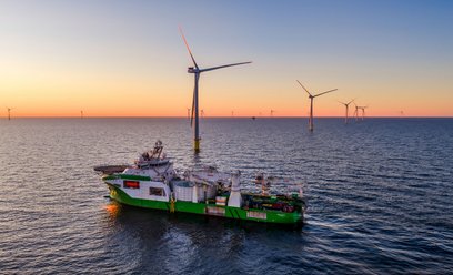 Wiatraki z Bałtyku zaczynają zasilać Polskę. To przełom dla cen energii