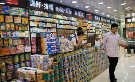Chiny: grzywny za zmowę cenową producentów mleka