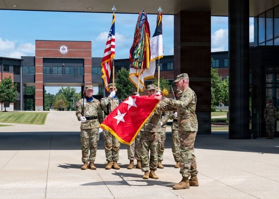 Ceremonia przekazania sztandaru w Fort Knox w Kentucky