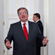 "Poradnik antywpadkowy" dla prezydenta Komorowskiego