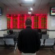 Indeks Shanghai Composite stracił w poniedziałek 1,7 proc. spadając do najniższego poziomu od 14 mie