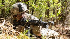 Żołnierz USA w czasie ćwiczeń w Niemczech