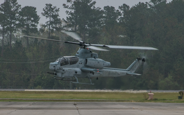 Śmigłowiec bojowy Bell AH-1Z Viper. Fot./USMC.