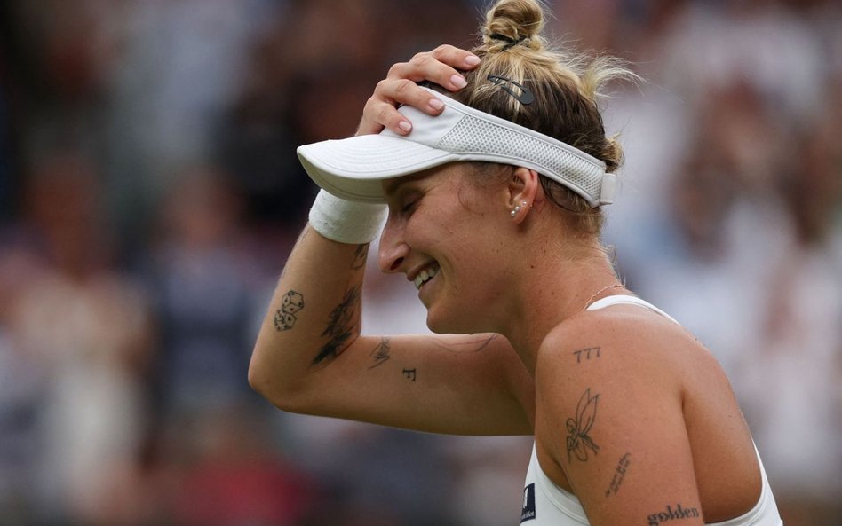 W finale Marketa Vondrousova pokonała Ons Jabeur 6:4, 6:4