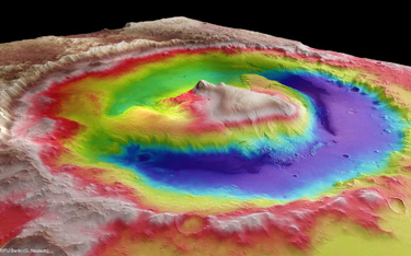Woda na Marsie stworzyła słone jeziora