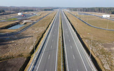 Nowe drogi w Polsce. 40 km ponad plan w 2021. 2022 będzie skromniejszy