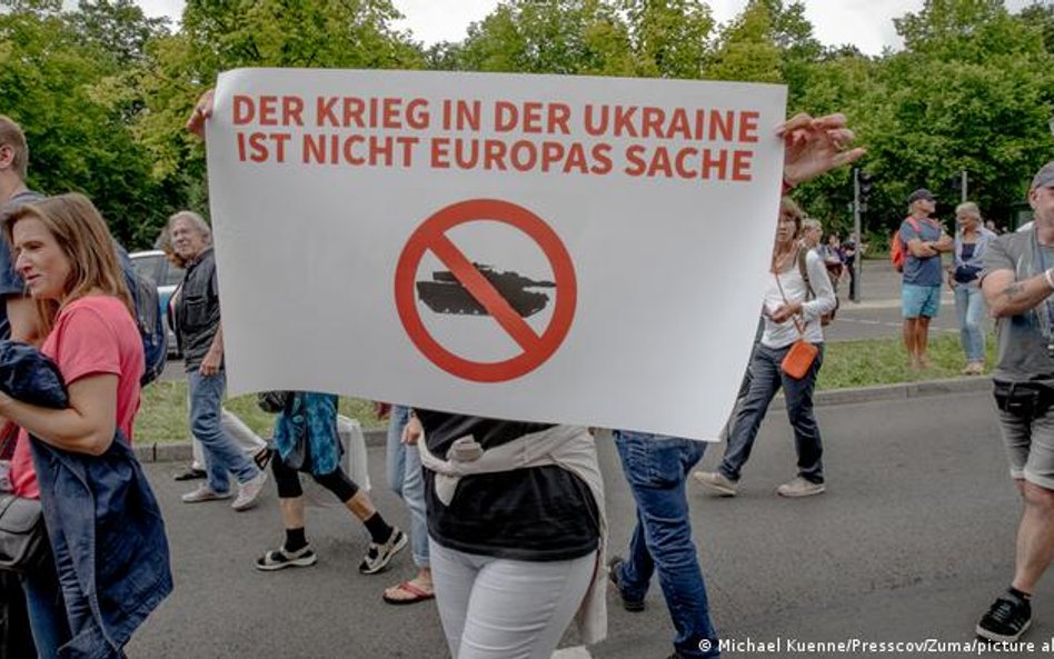 Demonstracja w Berlinie przeciwko dostawom broni dla Ukrainy