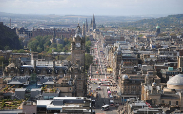 Szkocja: Apel o miasta wolne od samochodów spalinowych do 2030 r.