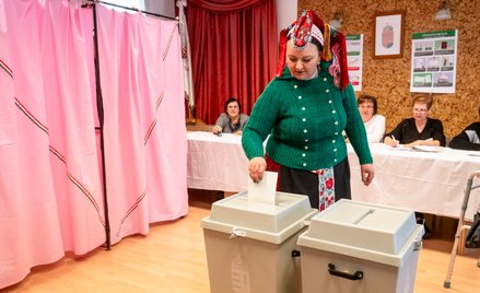 Wybory parlamentarne na Węgrzech już trwają. Frekwencja o godzinie 15 - 66,01 proc.