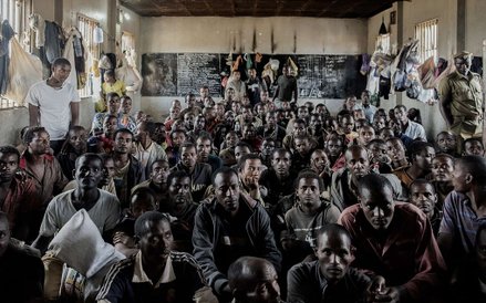 Obywatele Etiopii przetrzymywani w więzieniu Maula dla nielegalnych imigrantów.