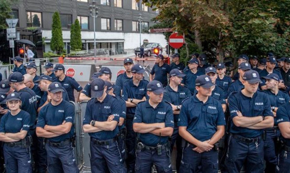 Czy Policja Moze Ujawnic Dane Donosiciela