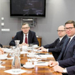 Eksperci wskazali, że postępujące zmiany technologiczne spowodowały przewrót w funkcjonowaniu operat
