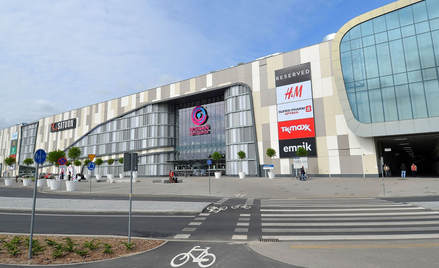 Poznań: W galerii handlowej wybuchł pożar. Ewakuowano 500 osób