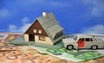 Kto nie złoży oświadczenia majątkowego straci mandat radnego albo pracę w samorządzie