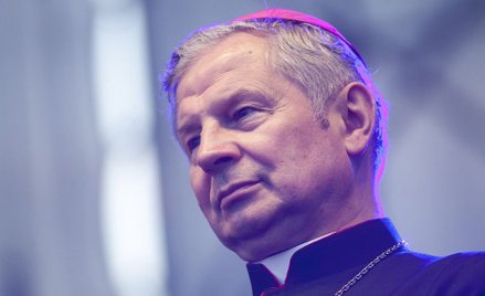 Papież sprawdzi biskupa Tomasika