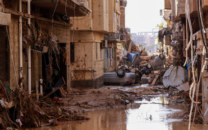 Libia: Rośnie liczba ofiar katastrofalnych powodzi. Zginąć mogło 10 tys. osób