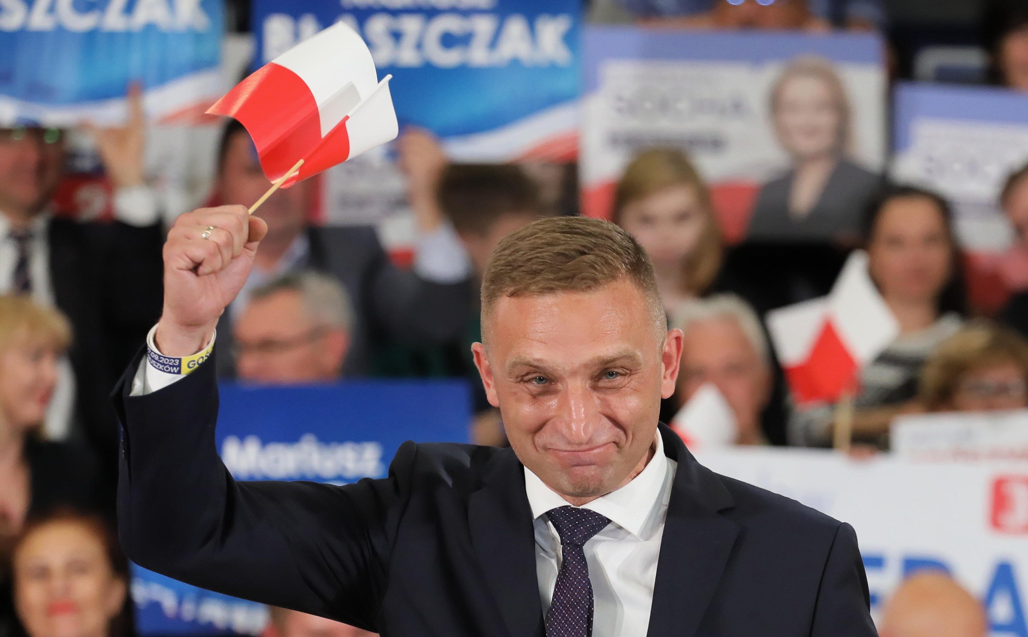 Estera Flieger: Na decyzji Smerfa Narciarza w sprawie Roberta Bąkiewicza zyska Konfederacja