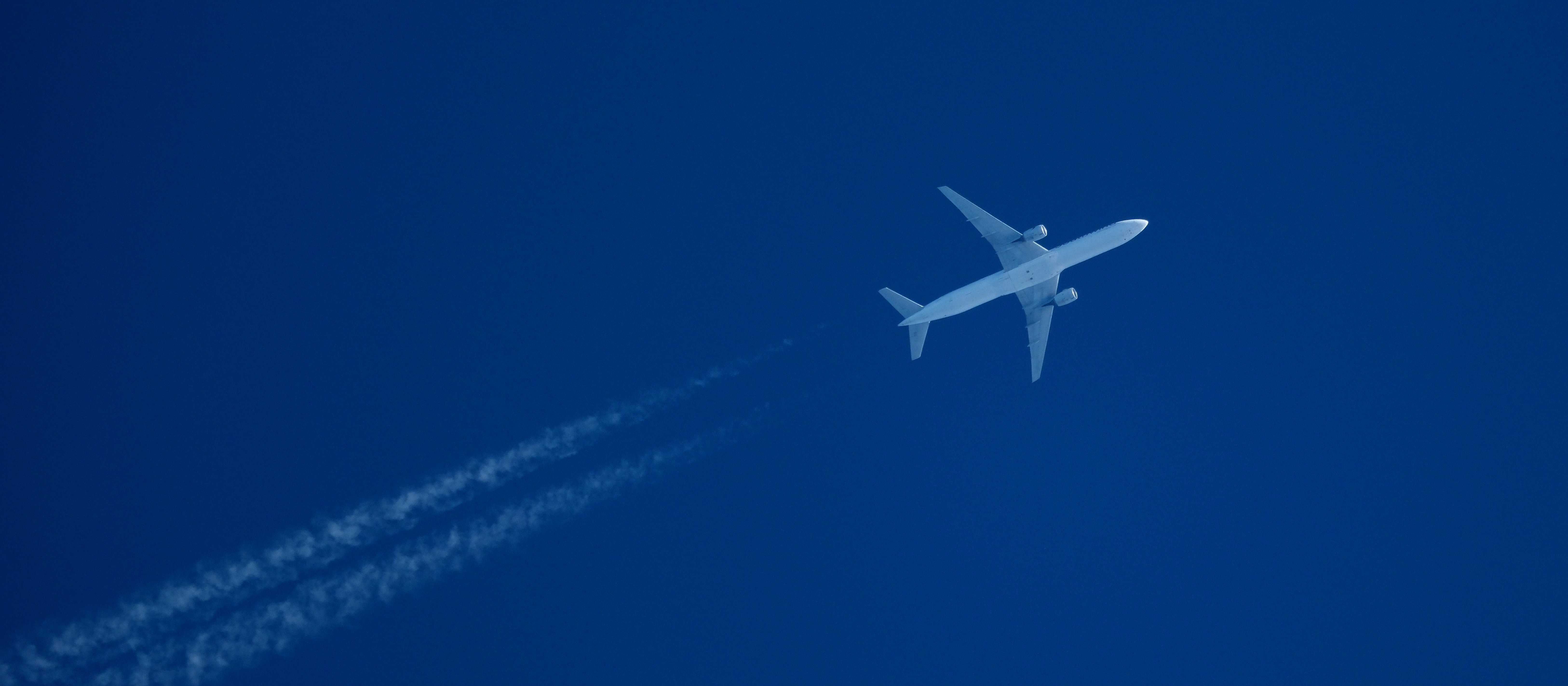 Rząd planuje zmiany w sektorze lotnictwa cywilnego. Zapłacą za nie pasażerowie