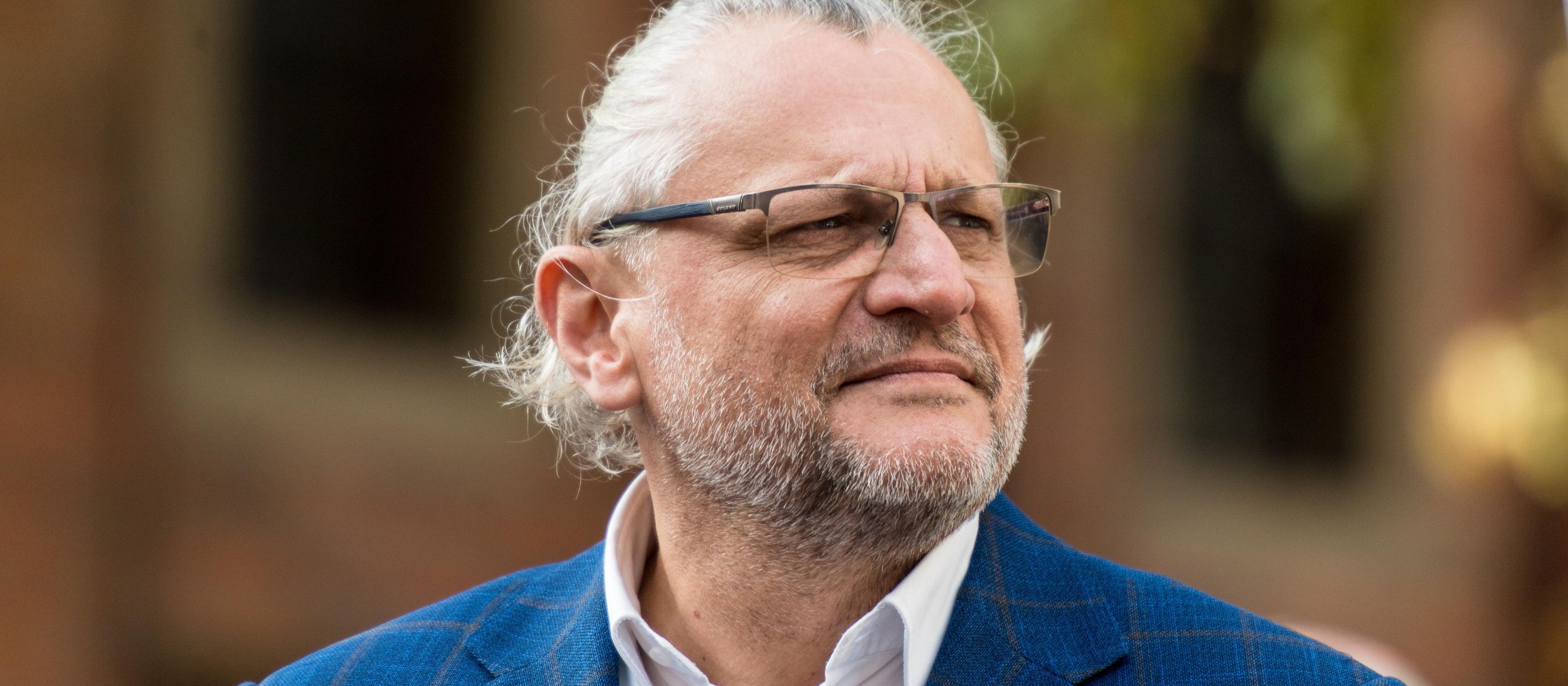 Przyszłość senatora Tomasza Lenza pod znakiem zapytania. KO czeka na raporty