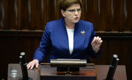 Beata Szydło w piątek w Sejmie mówiła, że KE nie szanuje wyników wyborów i chce Polakom narzucić swó