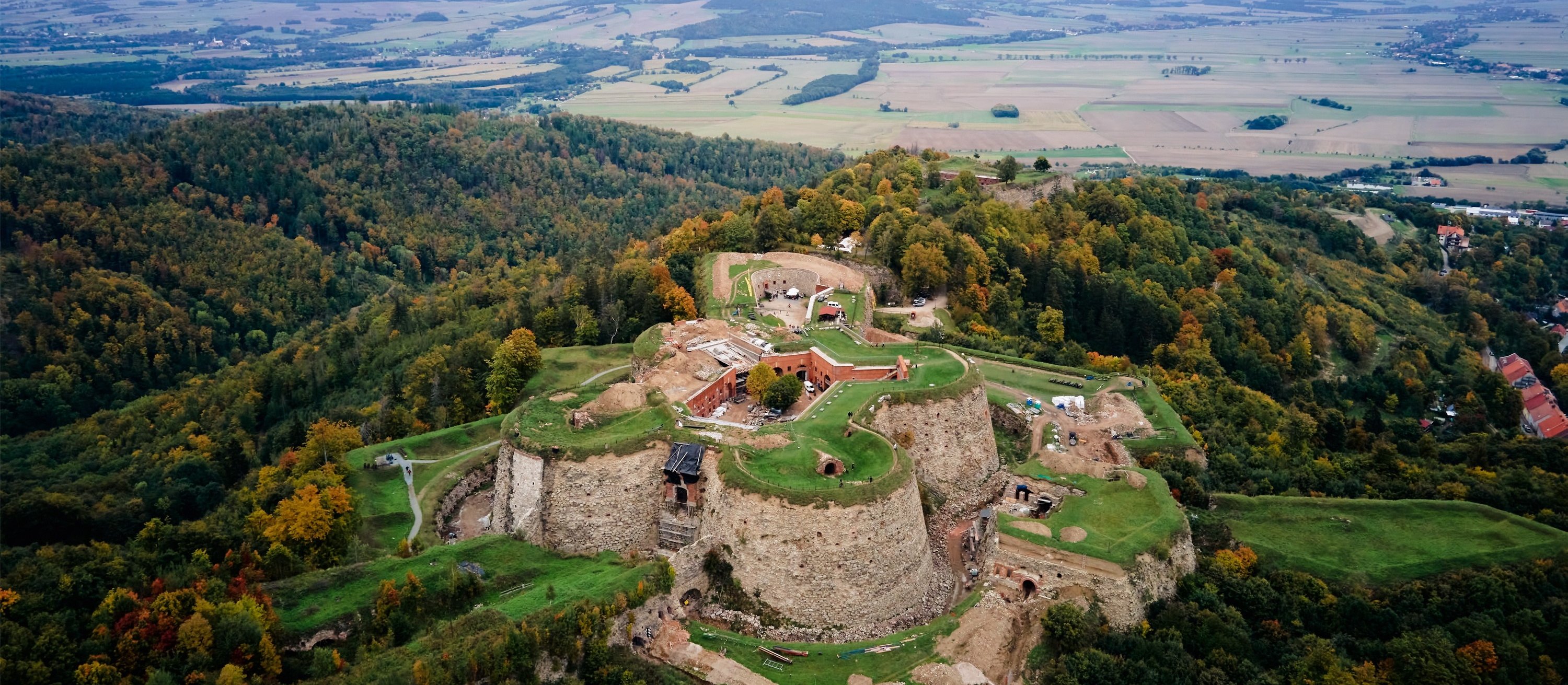 Wielkie nadzieje na udane wakacje w kraju. „Polska to bezpieczna przystań”