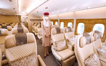 Emirates wyposażą 126 airbusów i boeingów w kabinę klasy ekonomicznej premium
