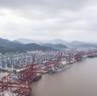 Chiny zamykają ogromny port z powodu Covid-19