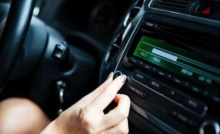 Masz radio w aucie, musisz płacić abonament