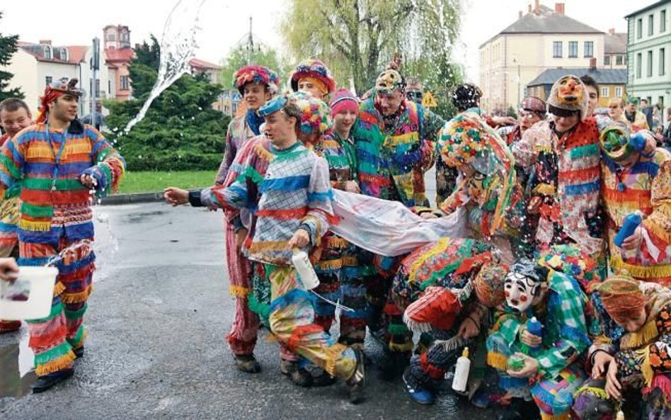 Wilamowice to nie tylko język, ale też unikalne stroje