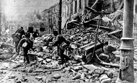 Katastrofa, jaką wywołało powstanie, przeszła nasze najgorsze przewidywania - mówi Aronson. Warszawa