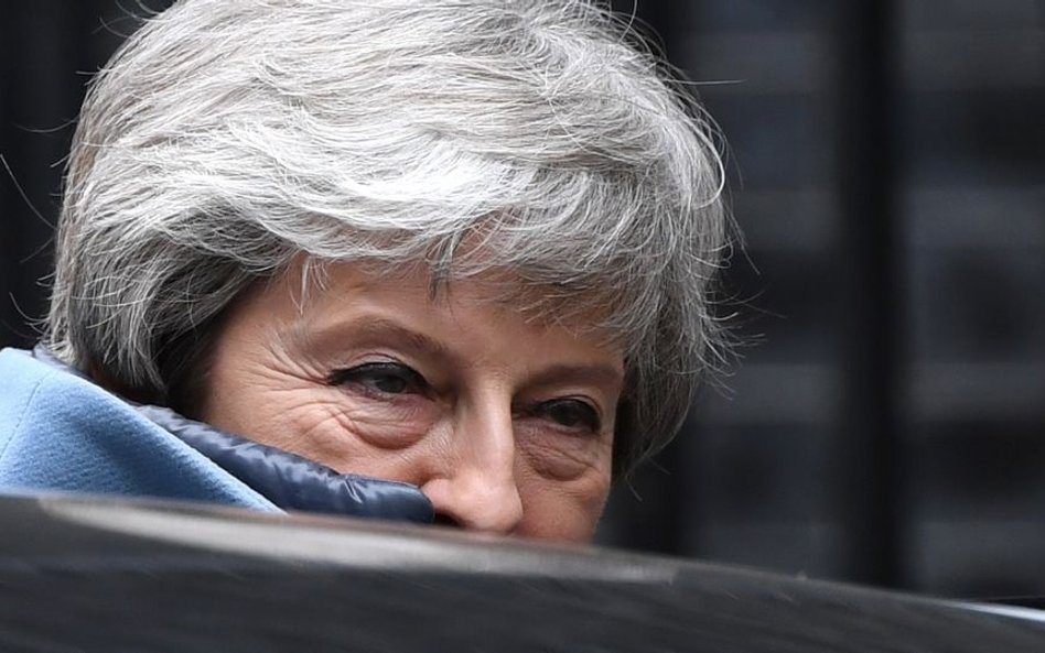 Theresa May zapowiada rezygnację, jeśli przyjęta zostanie umowa z UE. 40 posłów zmienia zdanie co do porozumienia