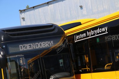 Mobilis do obsługi kontraktu musi zapewnić autobusy w standardzie warszawskim, w barwach Warszawskie