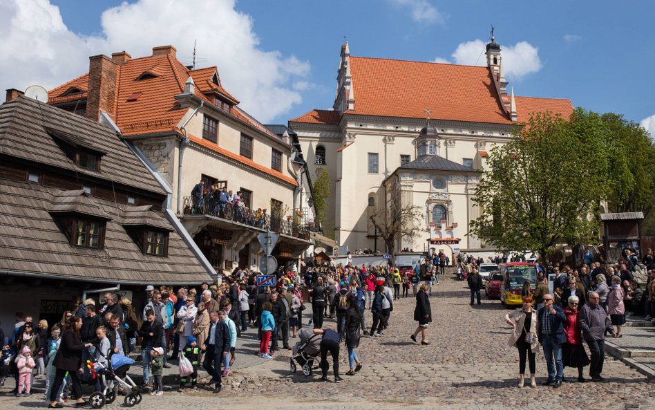 Wielkanocne wyjazdy Polaków. „Turystyka krajowa zyskuje na znaczeniu”