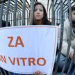 Młodzi działacze PO zorganizowali akcję „Klatki dla Polaków”. Przekonują, że PiS po dojściu do władz