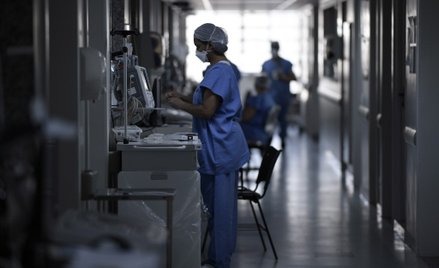 Koronawirus w Polsce: W środę zmarły 23 osoby