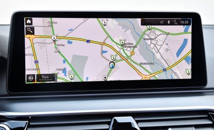 W nawigacji BMW znajdziesz pełną sieć ładowarek