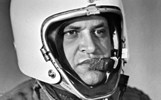 Francis Gary Powers – pilotowany przez niego U-2 został zestrzelony nad ZSRR 1 maja 1960 r.