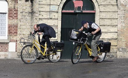 Mieszkaniec południa odnalazł przyjaciół i radość życia na północy, w małym miasteczku Bergues. Na z