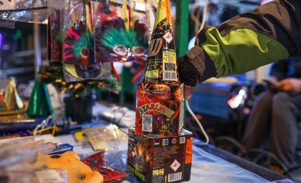 Sprzedaż fajerwerków w jednym z punktów w Krakowie