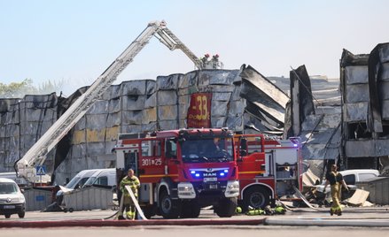Spalona hala centrum Marywilska 44