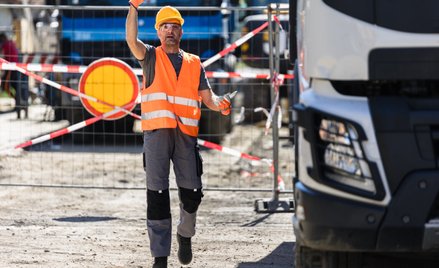 Czy gmina może odliczyć VAT od zasądzonego wynagrodzenia za roboty budowlane?