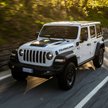 Jeep Wrangler 4xe: Sprzedaje się świetnie, mimo że go nie ma